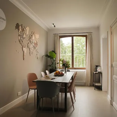Maison Kitoko Bed & Breakfast Gand